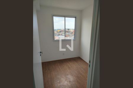 Quarto 2 de apartamento para alugar com 2 quartos, 37m² em Vila Carmosina, São Paulo