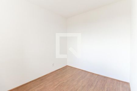 Quarto 1 de apartamento para alugar com 2 quartos, 37m² em Vila Carmosina, São Paulo