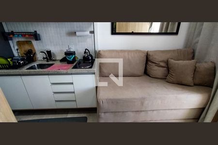 Sala de kitnet/studio para alugar com 1 quarto, 23m² em Costa Azul, Salvador