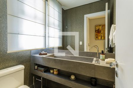 Lavabo de casa de condomínio à venda com 3 quartos, 300m² em Indianópolis, São Paulo