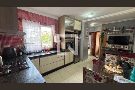 Sala - Cozinha de apartamento à venda com 2 quartos, 76m² em Jardim Marek, Santo André