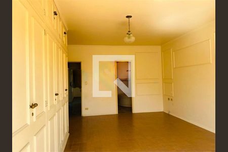 Casa à venda com 4 quartos, 275m² em Campo Grande, São Paulo