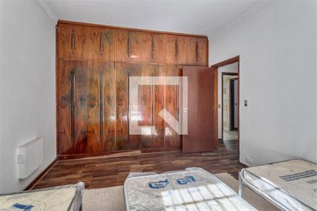 Casa à venda com 3 quartos, 393m² em Chácara Santo Antônio (Zona Sul), São Paulo