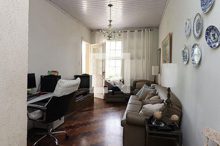 Sala de casa à venda com 4 quartos, 300m² em Três Figueiras, Porto Alegre