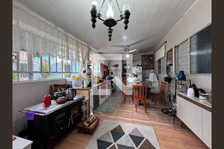 sala de casa à venda com 3 quartos, 200m² em Feitoria, São Leopoldo