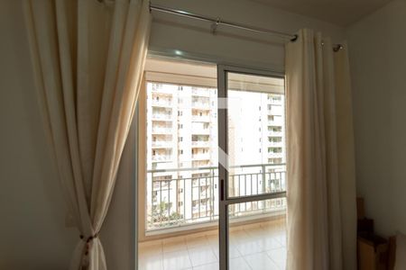 Varanda  de apartamento para alugar com 2 quartos, 72m² em Jardim Tupanci, Barueri