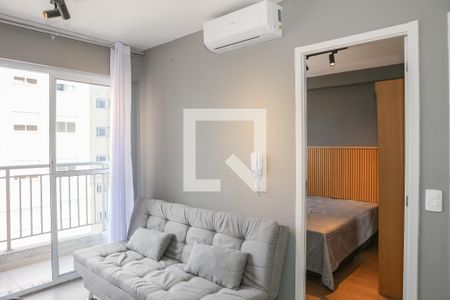 Sala e Cozinha de apartamento para alugar com 1 quarto, 29m² em Vila Romana, São Paulo