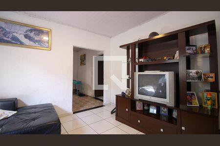 Sala 1 de casa à venda com 5 quartos, 250m² em Sítio Pinheirinho, São Paulo