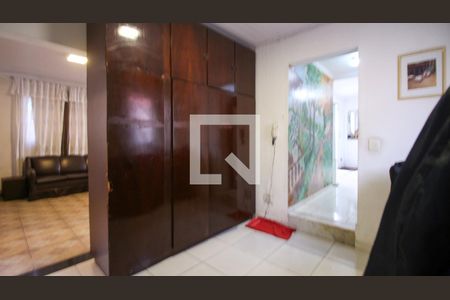 Sala 3 de casa à venda com 5 quartos, 250m² em Sítio Pinheirinho, São Paulo