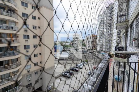 Vist de apartamento para alugar com 2 quartos, 55m² em Mangueira, Rio de Janeiro
