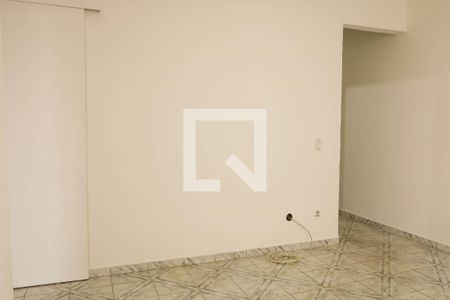 Sala de apartamento para alugar com 2 quartos, 50m² em Água Santa, Rio de Janeiro