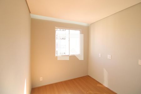 Quarto 1 de apartamento para alugar com 2 quartos, 40m² em Usina Piratininga, São Paulo