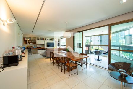 SALA de apartamento à venda com 4 quartos, 158m² em Belvedere, Belo Horizonte