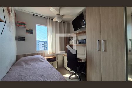 Quarto de apartamento à venda com 2 quartos, 49m² em Jardim Cristiane, Santo André