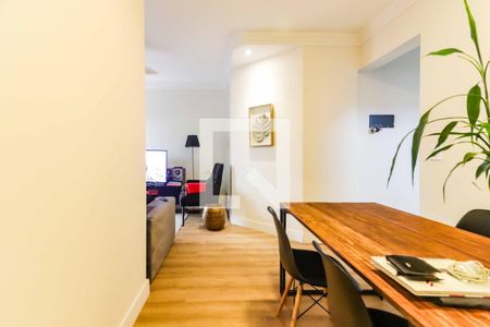 Sala de apartamento à venda com 2 quartos, 60m² em Jardim Ester Yolanda, São Paulo