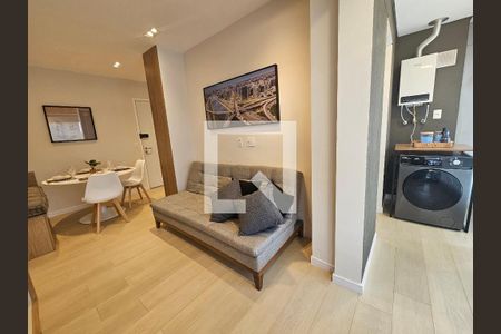 Sala de kitnet/studio para alugar com 1 quarto, 42m² em Brooklin, São Paulo