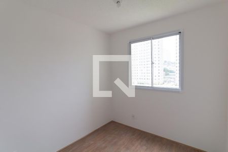 Quarto 1 de apartamento para alugar com 2 quartos, 32m² em Vila Carmosina, São Paulo