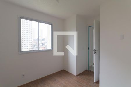 Quarto 1 de apartamento para alugar com 2 quartos, 32m² em Vila Carmosina, São Paulo