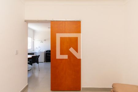 Quarto 1 de apartamento para alugar com 2 quartos, 37m² em Vila Celeste, São Paulo