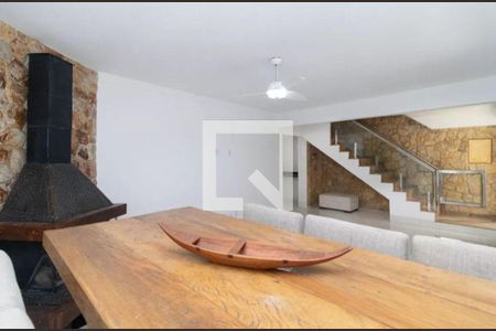 Casa à venda com 2 quartos, 300m² em Mooca, São Paulo