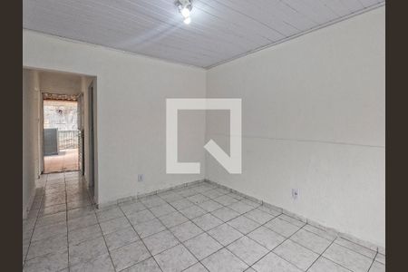 Sala de casa para alugar com 2 quartos, 84m² em Jardim Santa Cruz, São Paulo