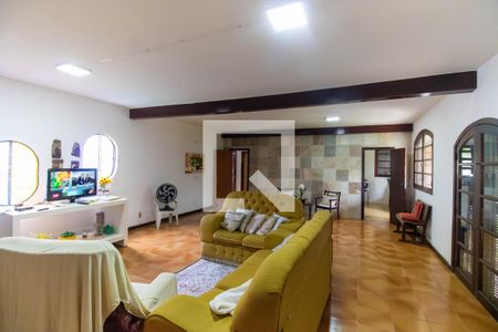 Sala de casa à venda com 4 quartos, 290m² em Itaipu, Niterói