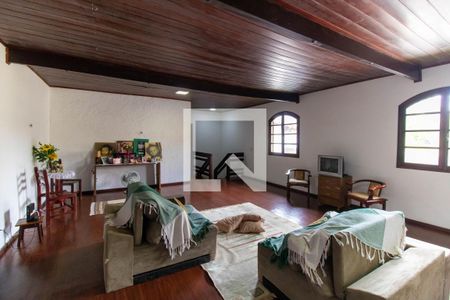 Sala 2 de casa à venda com 4 quartos, 290m² em Itaipu, Niterói