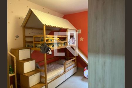 Casa à venda com 3 quartos, 272m² em Vila Carrão, São Paulo