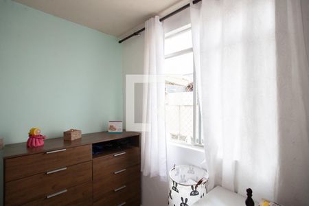 Quarto 1 de apartamento para alugar com 2 quartos, 100m² em Cachoeirinha, Belo Horizonte