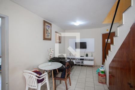 Sala de apartamento para alugar com 2 quartos, 100m² em Cachoeirinha, Belo Horizonte