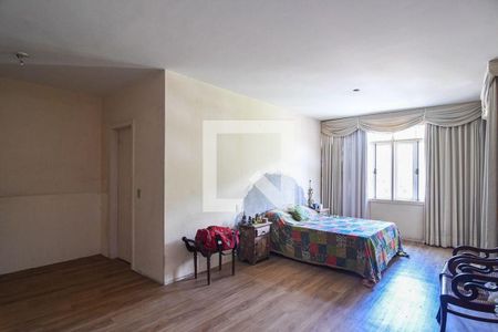 Casa à venda com 5 quartos, 369m² em Santo Antônio, Niterói