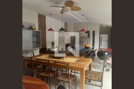 Casa à venda com 4 quartos, 500m² em Piratininga, Niterói