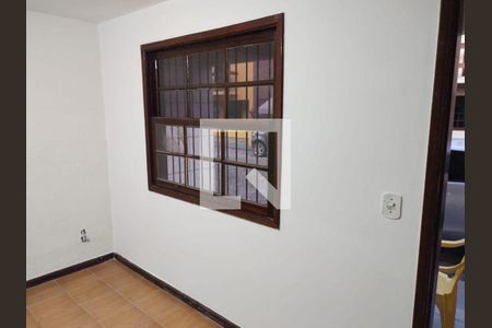 Casa à venda com 2 quartos, 76m² em Piratininga, Niterói