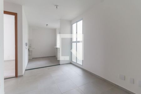 Sala de apartamento para alugar com 2 quartos, 60m² em Vila Sao Paulo, Mogi das Cruzes