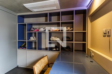 Quarto 1 de apartamento para alugar com 2 quartos, 90m² em Itaim Bibi, São Paulo