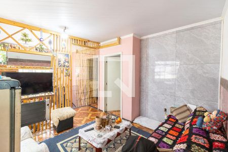 Sala de casa à venda com 2 quartos, 300m² em Santa Tereza, Porto Alegre