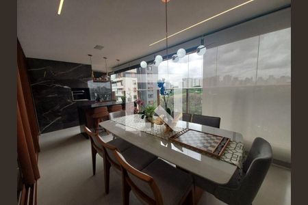 Apartamento à venda com 3 quartos, 145m² em Campo Belo, São Paulo