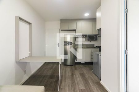 Cozinha e Área de Serviço de apartamento para alugar com 1 quarto, 31m² em Vila Sonia, São Paulo
