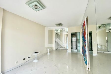 Sala  de apartamento à venda com 1 quarto, 55m² em Leblon, Rio de Janeiro
