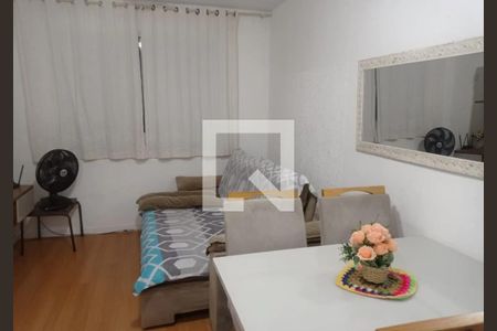 Sala de apartamento para alugar com 2 quartos, 45m² em Recreio dos Bandeirantes, Rio de Janeiro