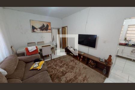 Casa à venda com 4 quartos, 538m² em Cambuci, São Paulo