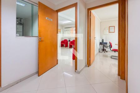 Corredor 1 de casa à venda com 7 quartos, 350m² em Cursino, São Paulo