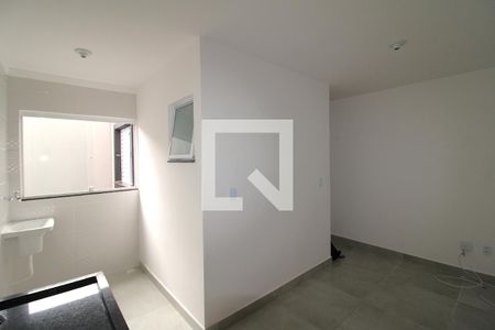 Sala / Cozinha / Área de Serviço de kitnet/studio para alugar com 1 quarto, 200m² em Jardim do Colegio (zona Norte), São Paulo