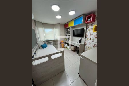 Casa à venda com 4 quartos, 200m² em Taquara, Rio de Janeiro