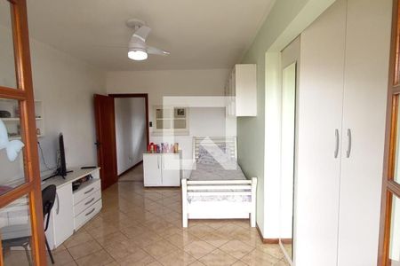 Casa à venda com 4 quartos, 348m² em Cidade Intercap, Taboão da Serra