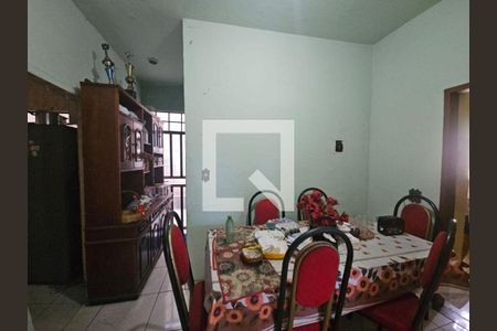 Casa à venda com 4 quartos, 200m² em Eymard, Belo Horizonte