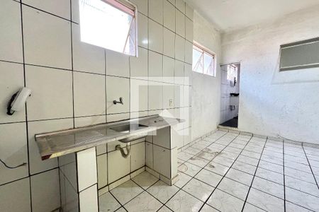 Sala/Cozinha de casa para alugar com 1 quarto, 36m² em Vila Mira, São Paulo