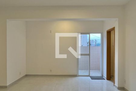 Sala de casa para alugar com 3 quartos, 125m² em Embaré, Santos