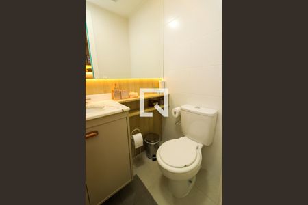 Lavabo de apartamento para alugar com 1 quarto, 47m² em Azenha, Porto Alegre