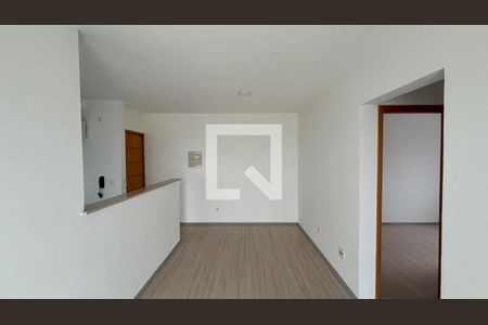 Sala de apartamento para alugar com 2 quartos, 51m² em Utinga, Santo André